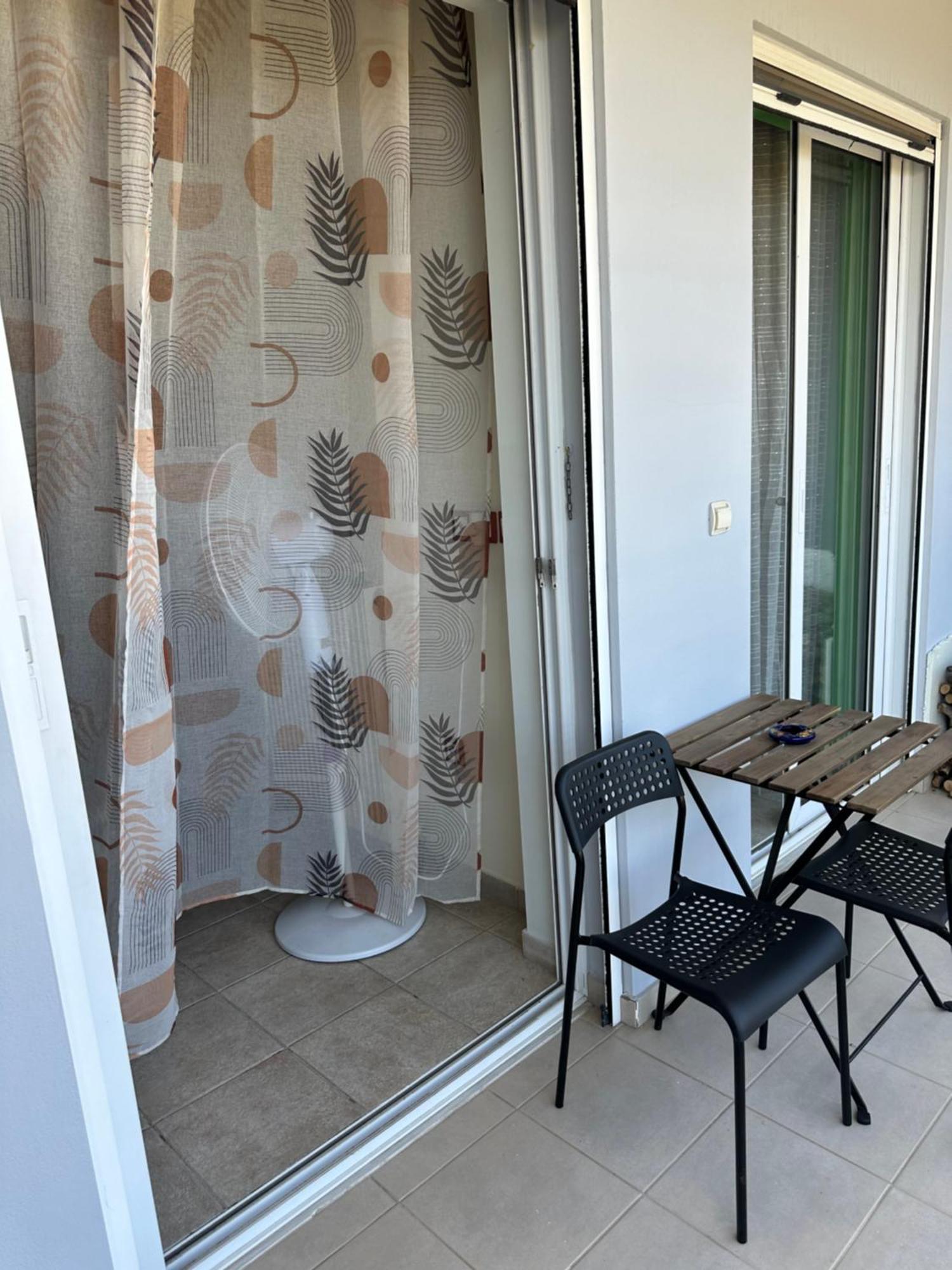 Δωματιο Με Ησυχία Και Θέα Patras Exterior foto